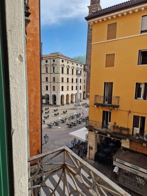 Altea'S Sweet Home In Piazza,Basilica Palladiana Vicenza Bagian luar foto
